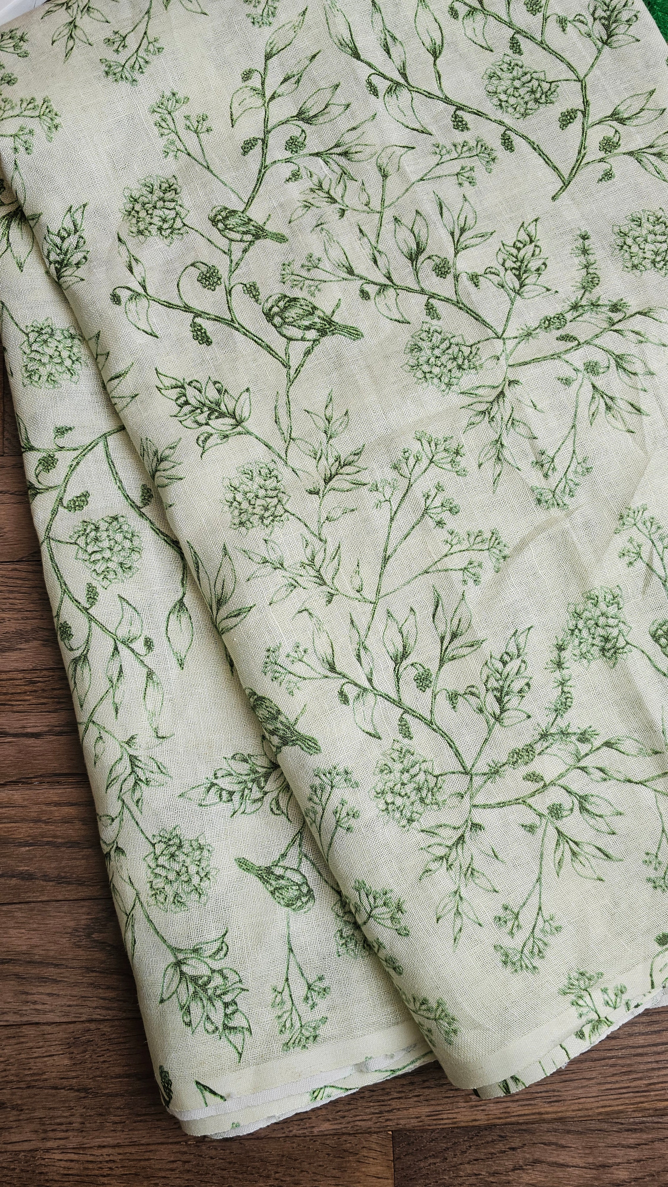Green Toile Linen