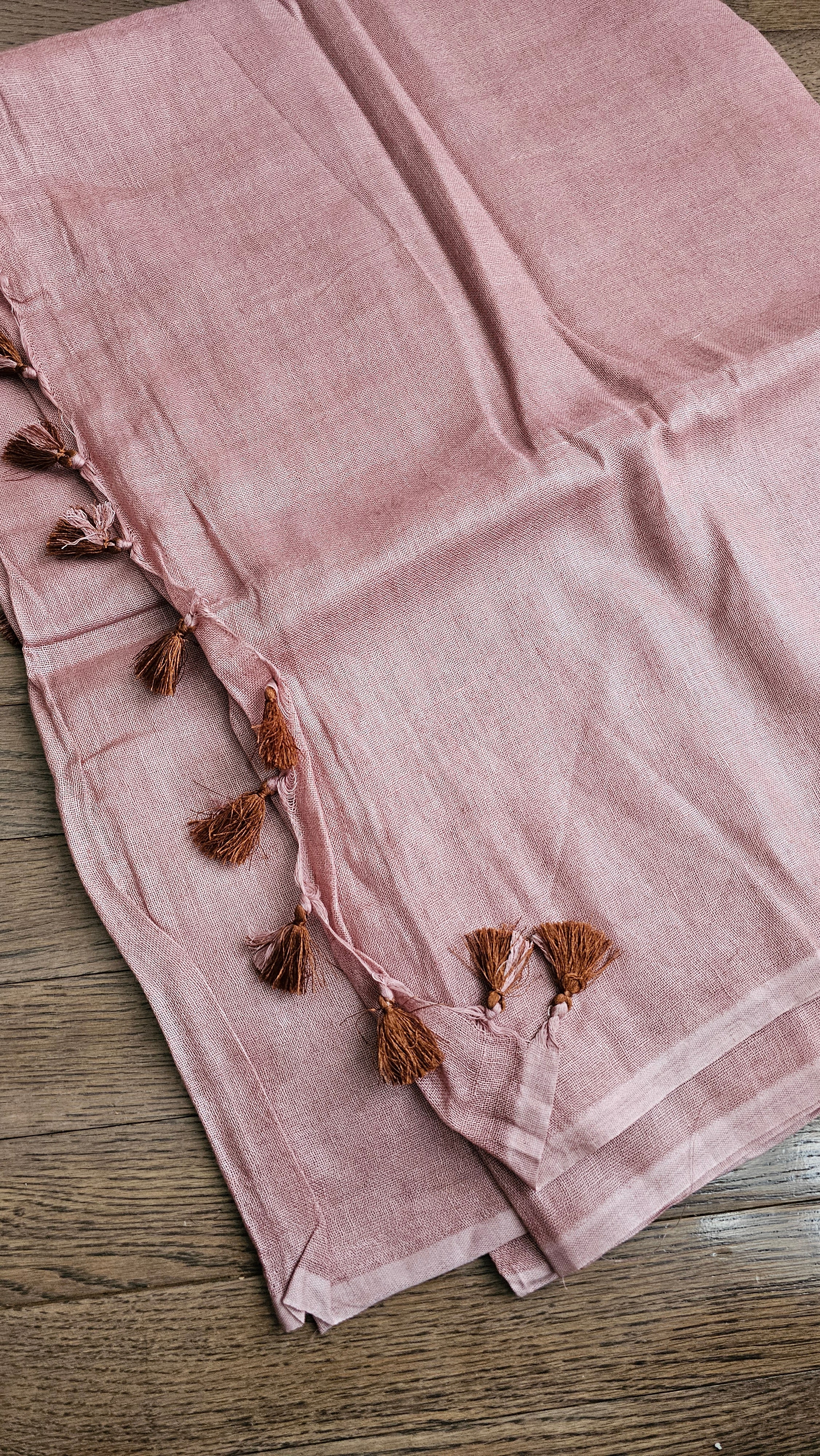 Mauve borderless Linen saree