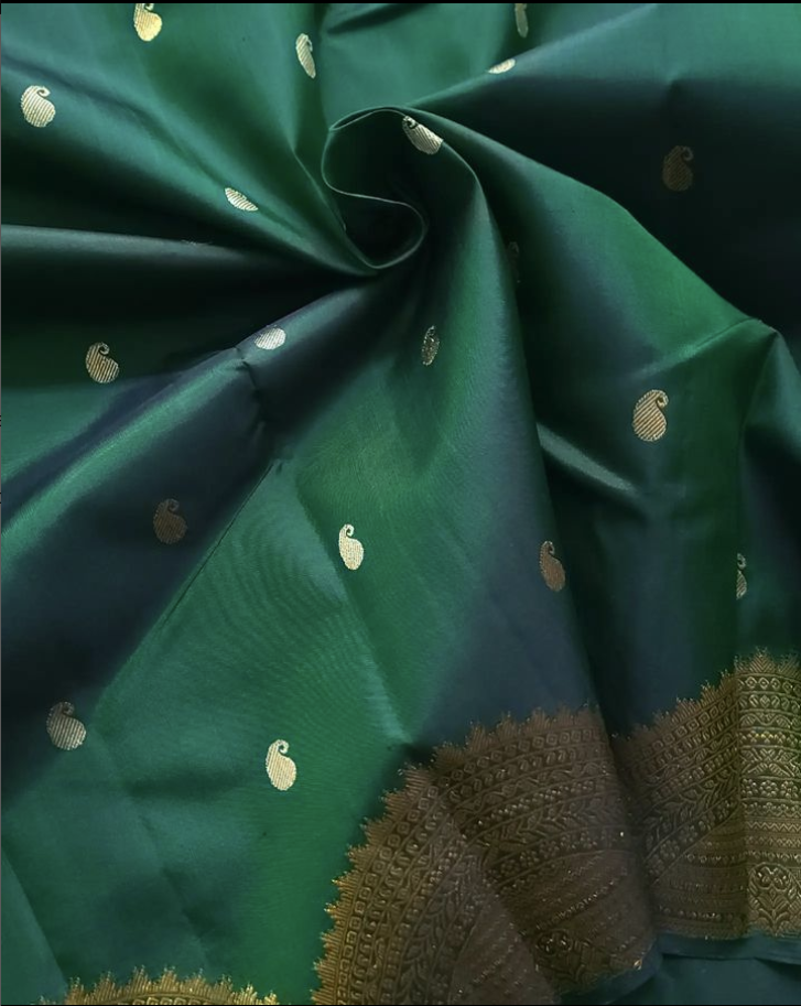 A deep green with scallop border!